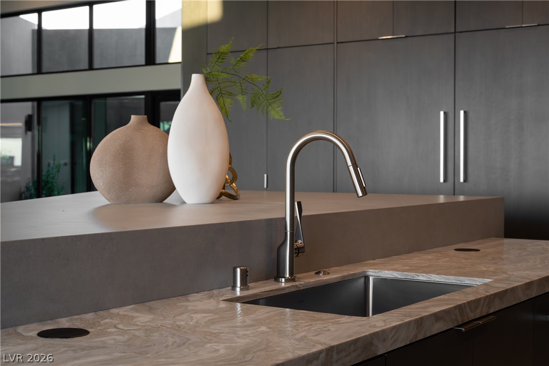 8 Chisel Crest Court