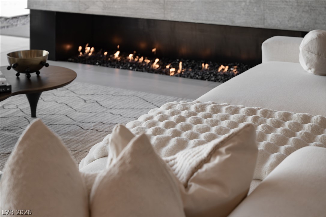 8 Chisel Crest Court