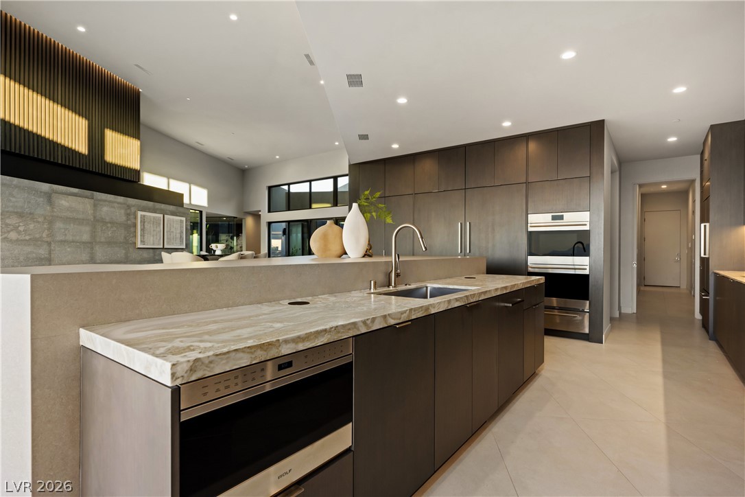 8 Chisel Crest Court