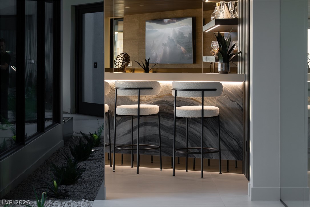 8 Chisel Crest Court