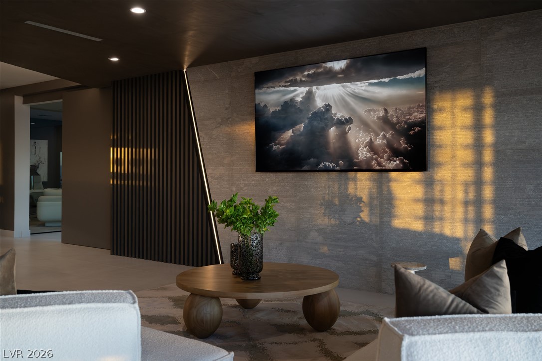 8 Chisel Crest Court