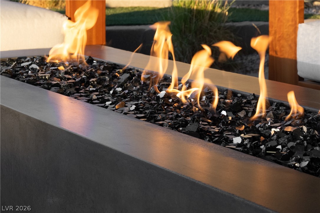 8 Chisel Crest Court