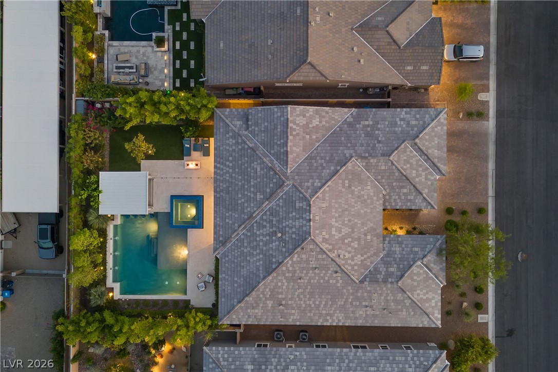 7460 Tucker William Street