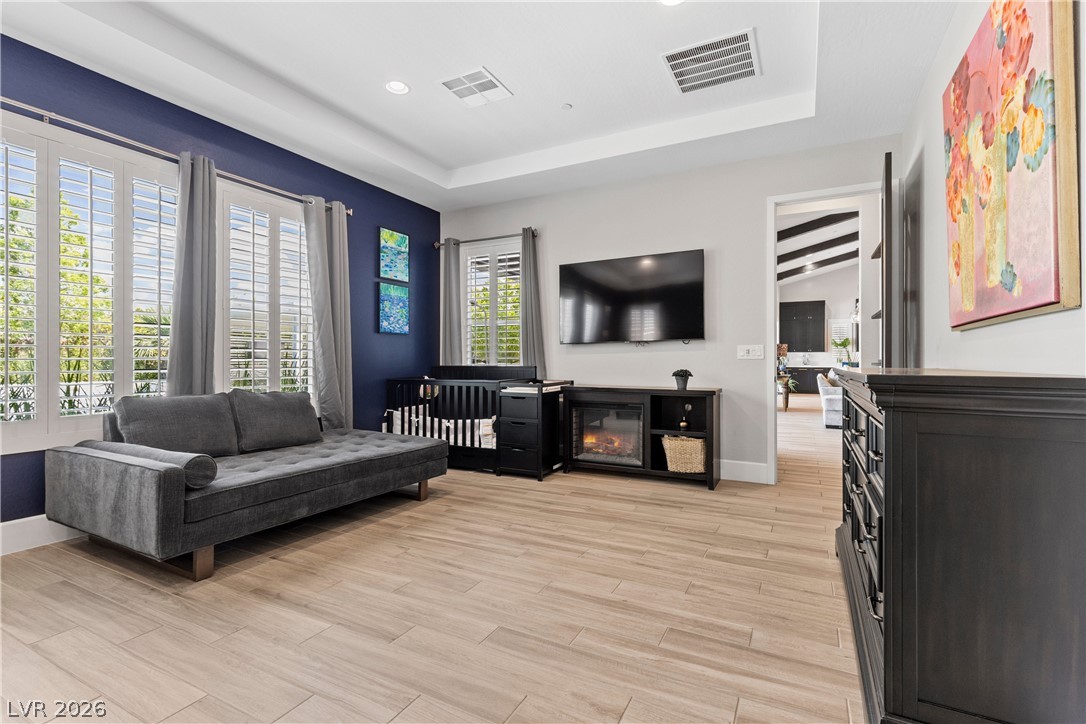 7460 Tucker William Street