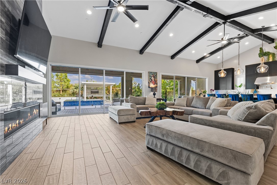 7460 Tucker William Street