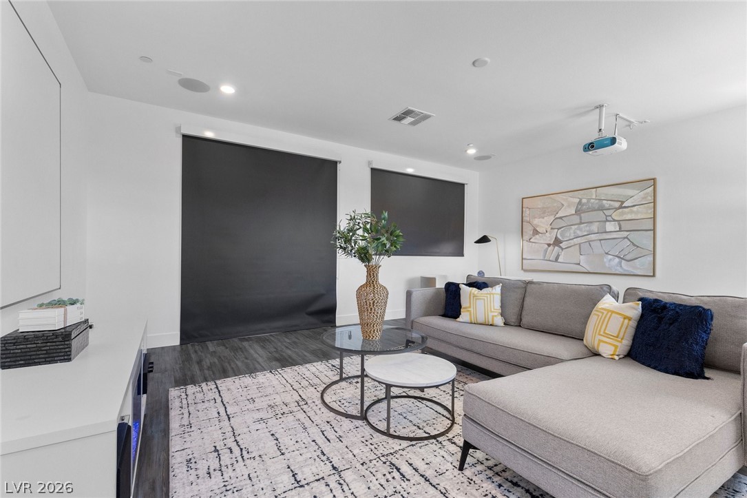 394 Prairie Sun Street