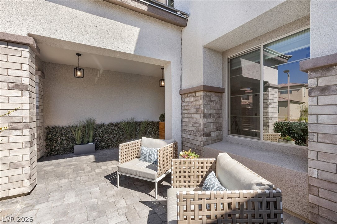 394 Prairie Sun Street