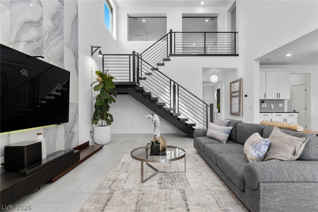 394 Prairie Sun Street