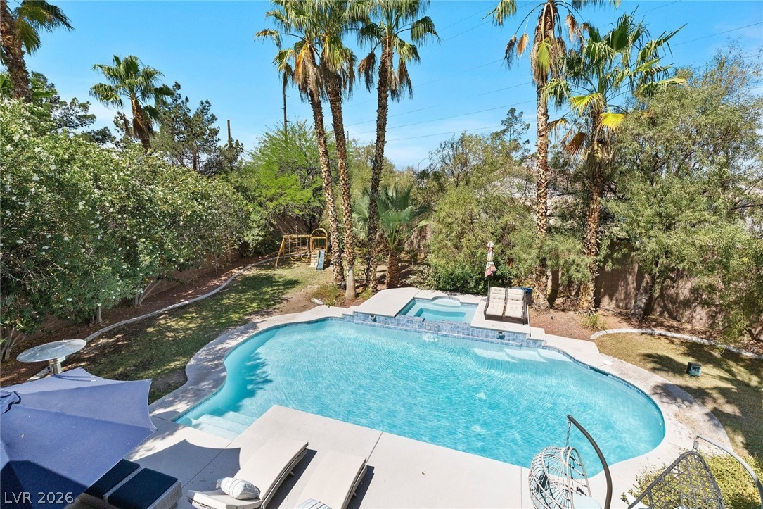 8116 Tower Bridge Avenue