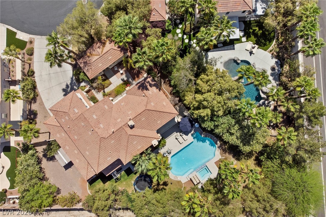 8116 Tower Bridge Avenue