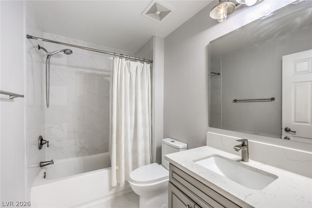 553 Wandering Violets Way