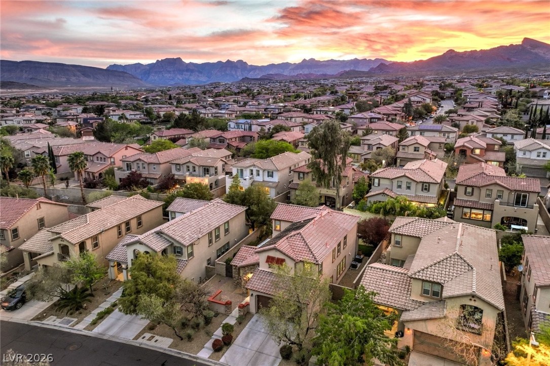 553 Wandering Violets Way