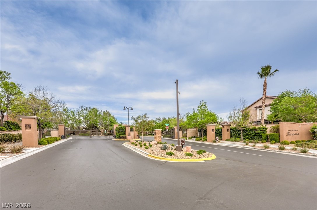 553 Wandering Violets Way