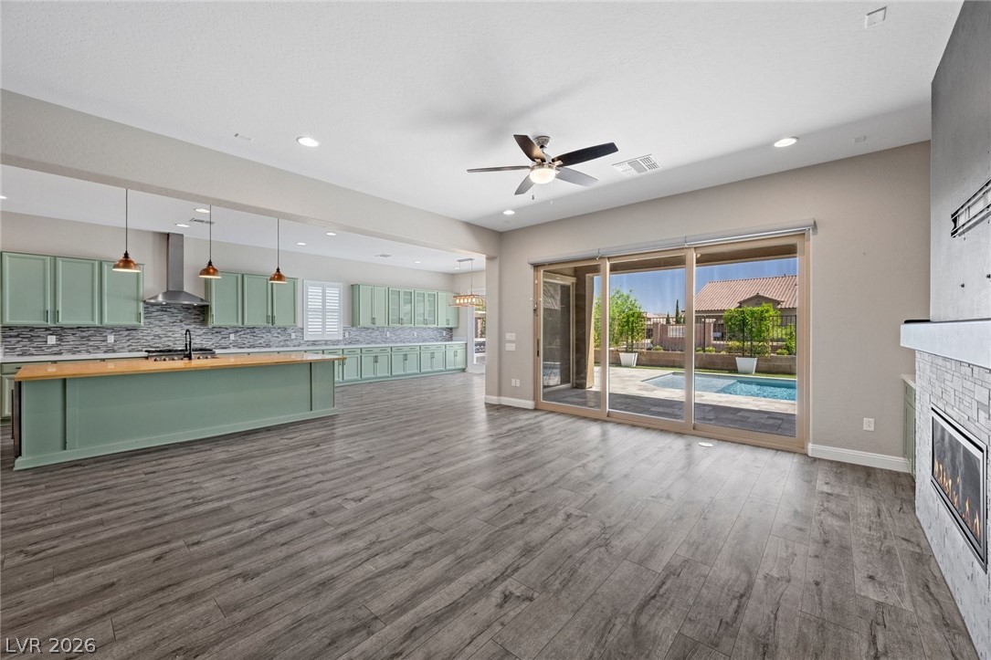 3443 Royal Fortune Drive