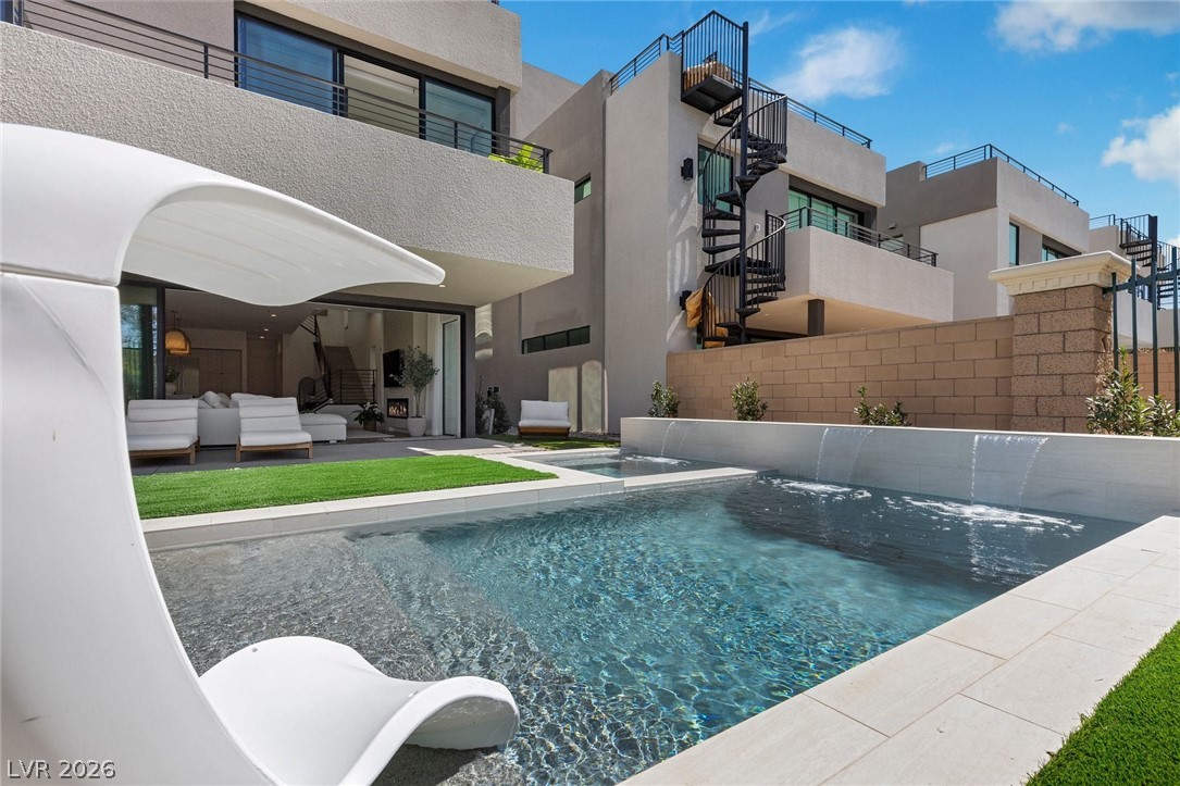 4053 Heron Fairway Drive