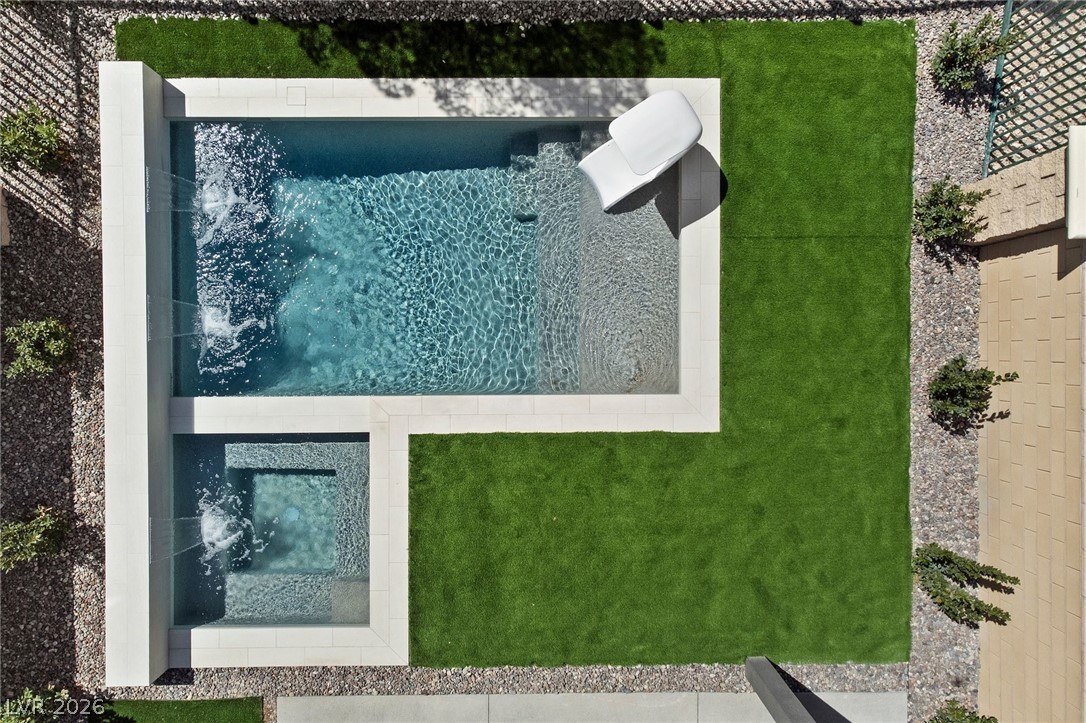 4053 Heron Fairway Drive