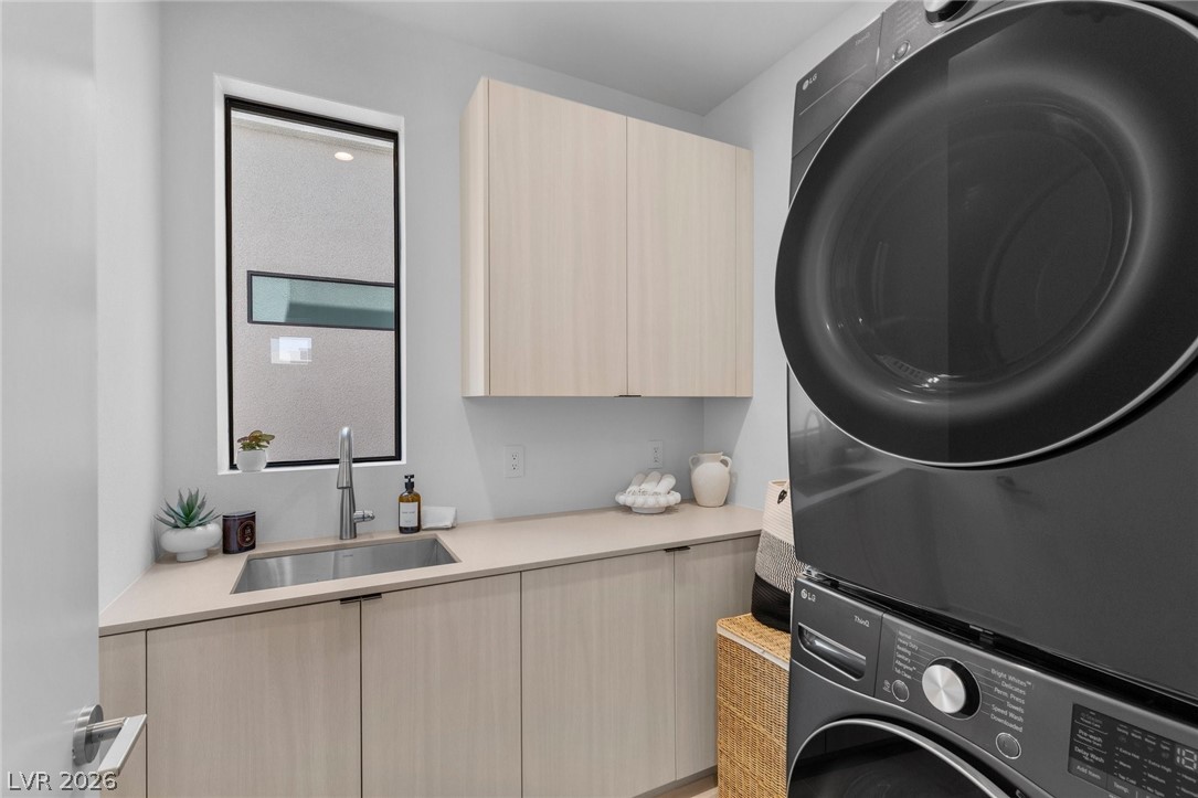 4053 Heron Fairway Drive