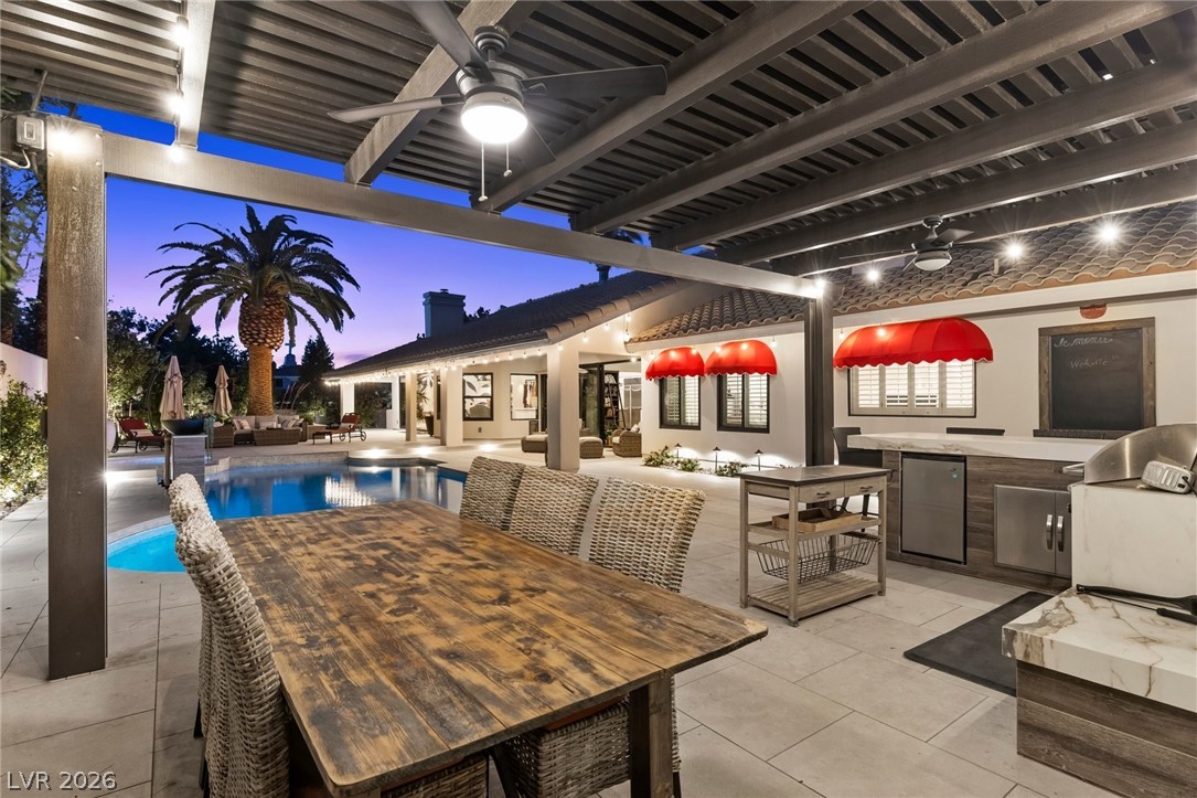 2222 Versailles Court