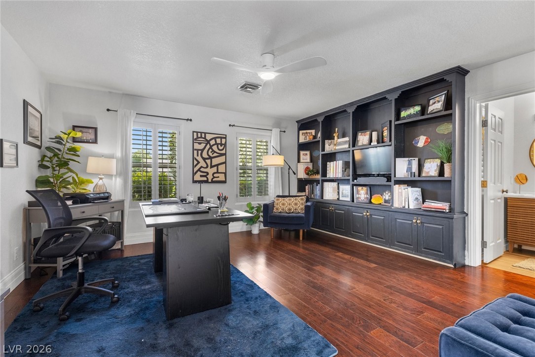 2222 Versailles Court