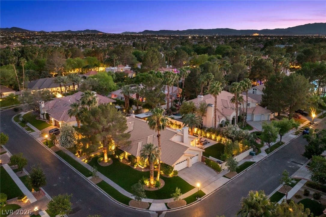 2222 Versailles Court