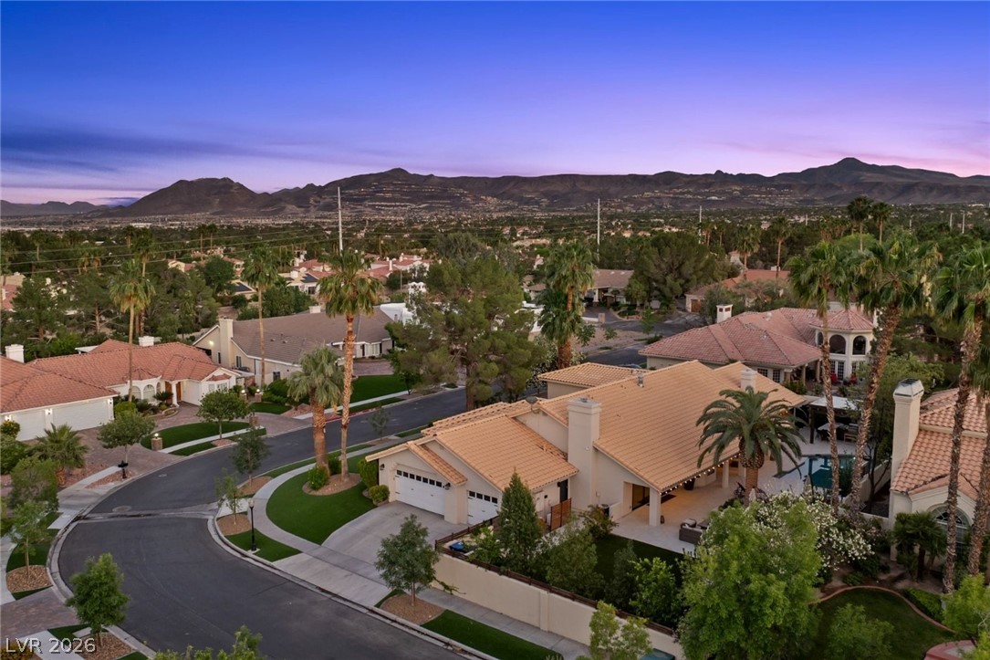2222 Versailles Court