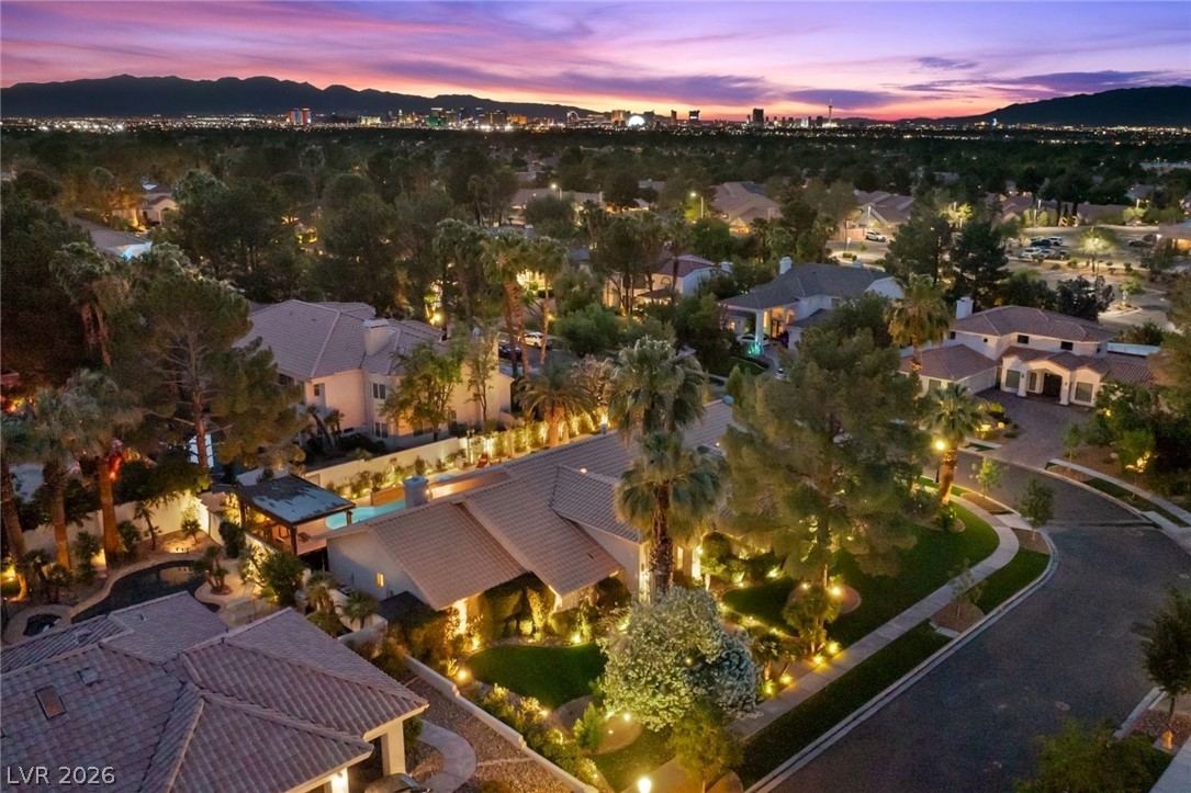 2222 Versailles Court