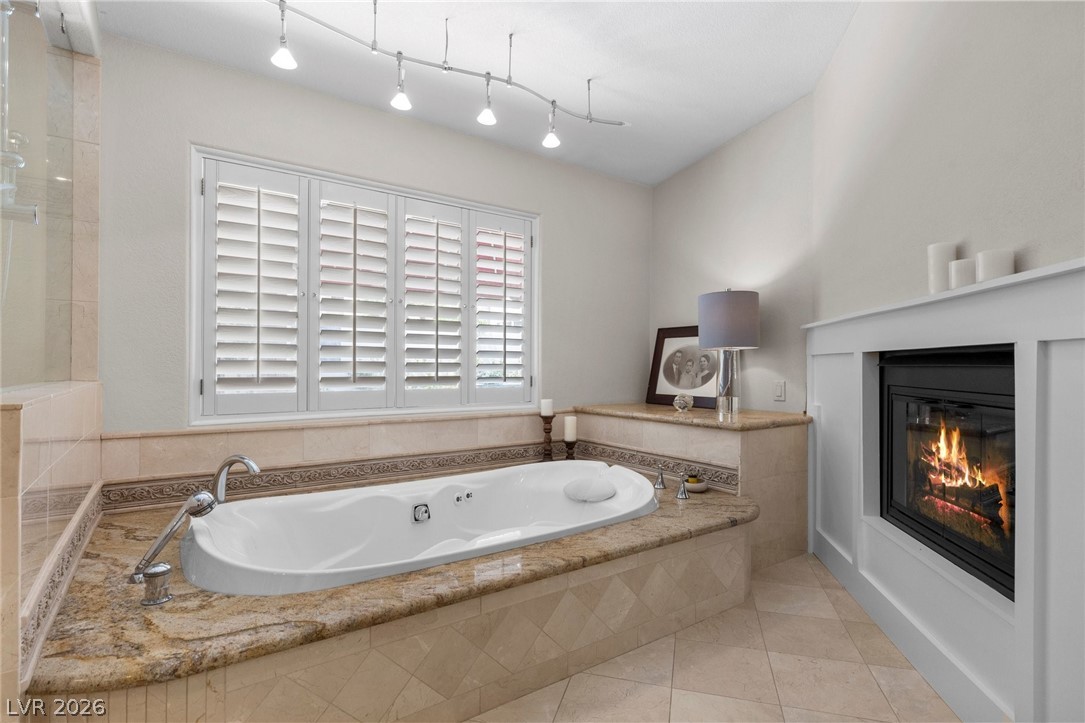 2222 Versailles Court
