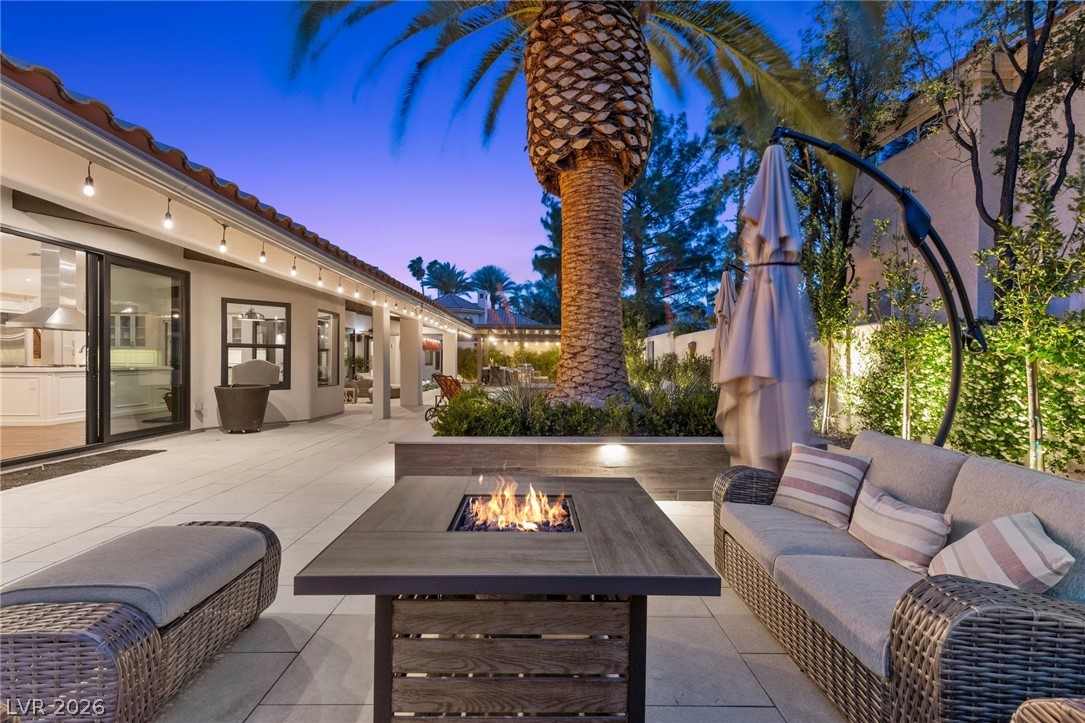 2222 Versailles Court
