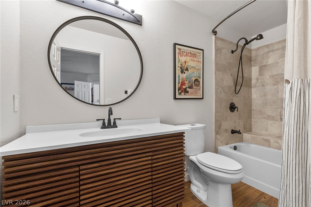 2222 Versailles Court