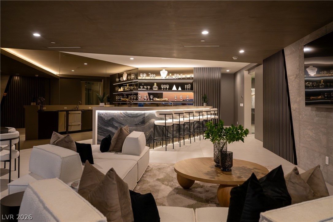 8 Chisel Crest Court