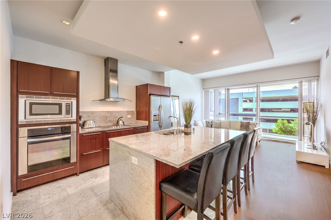 4471 Dean Martin Drive 307