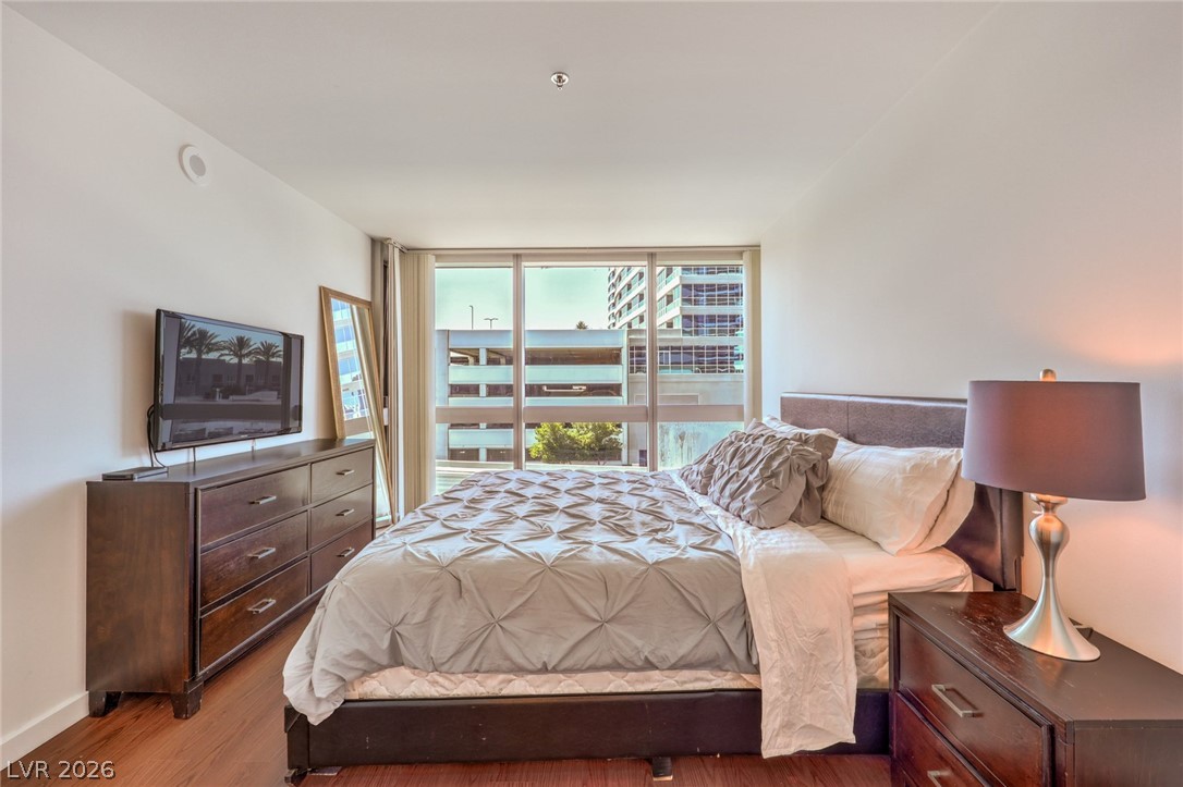 4471 Dean Martin Drive 307
