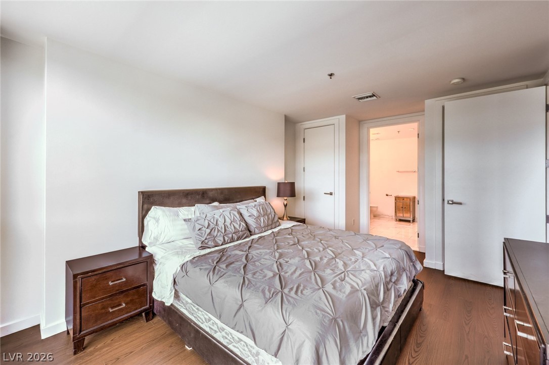 4471 Dean Martin Drive 307