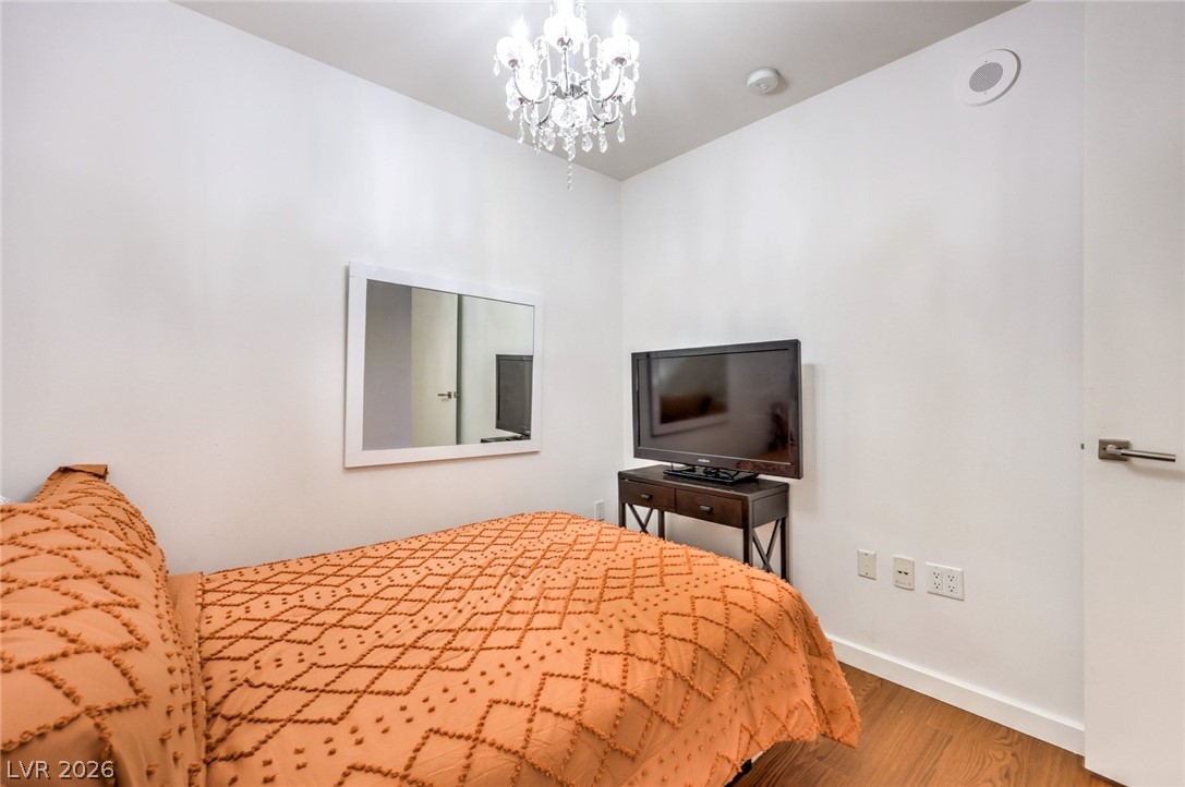 4471 Dean Martin Drive 307