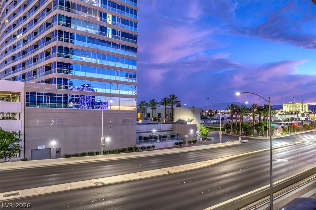 4471 Dean Martin Drive 307