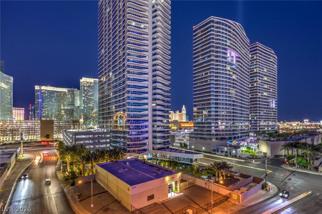 4471 Dean Martin Drive 307