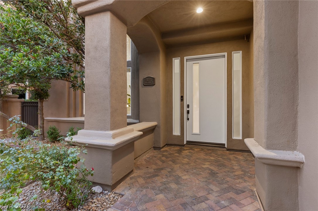 8371 Plum Creek Court