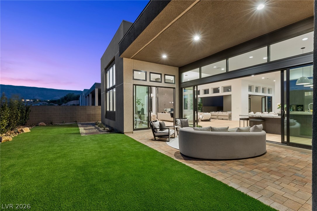 11089 Stone Summit Court