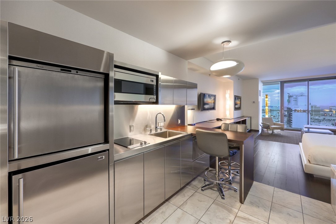 4381 West Flamingo Road 3418