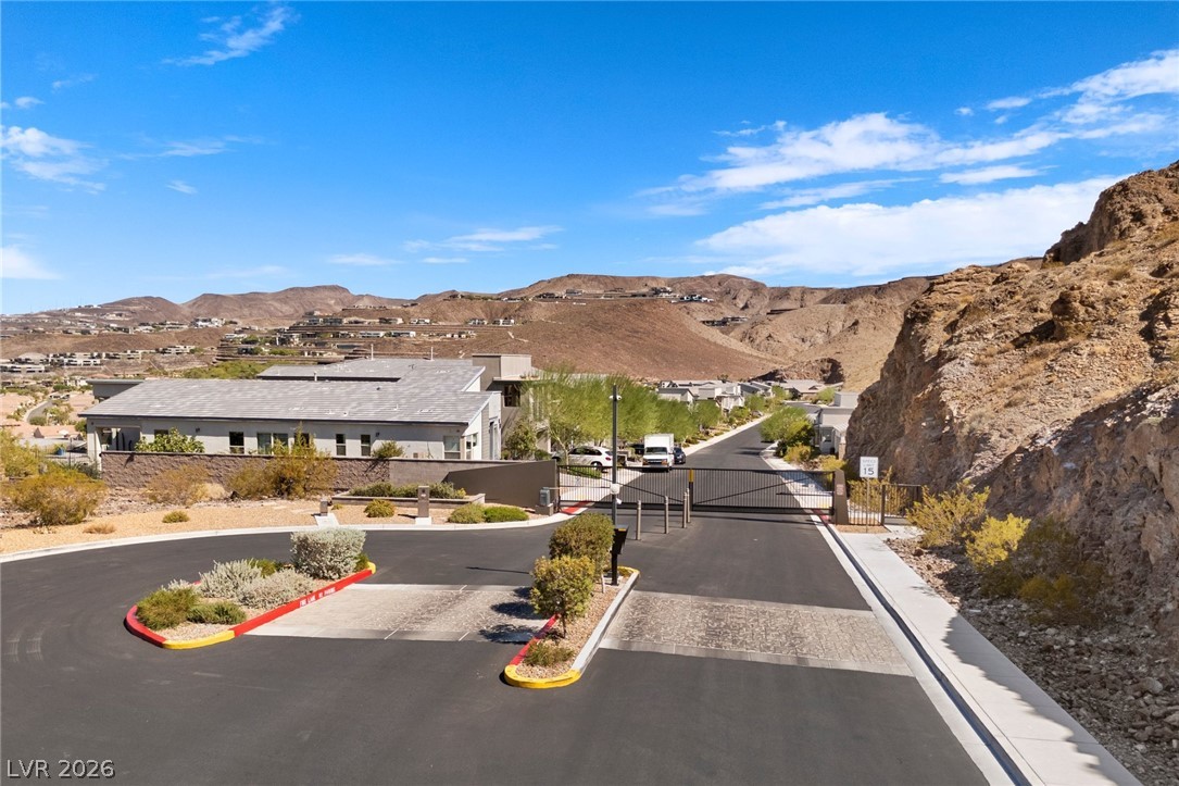 1976 Peaceful Mesa Court