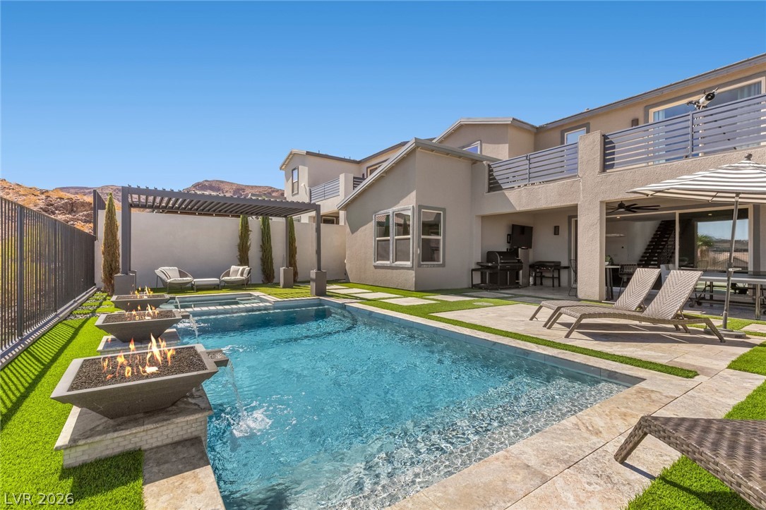 1976 Peaceful Mesa Court