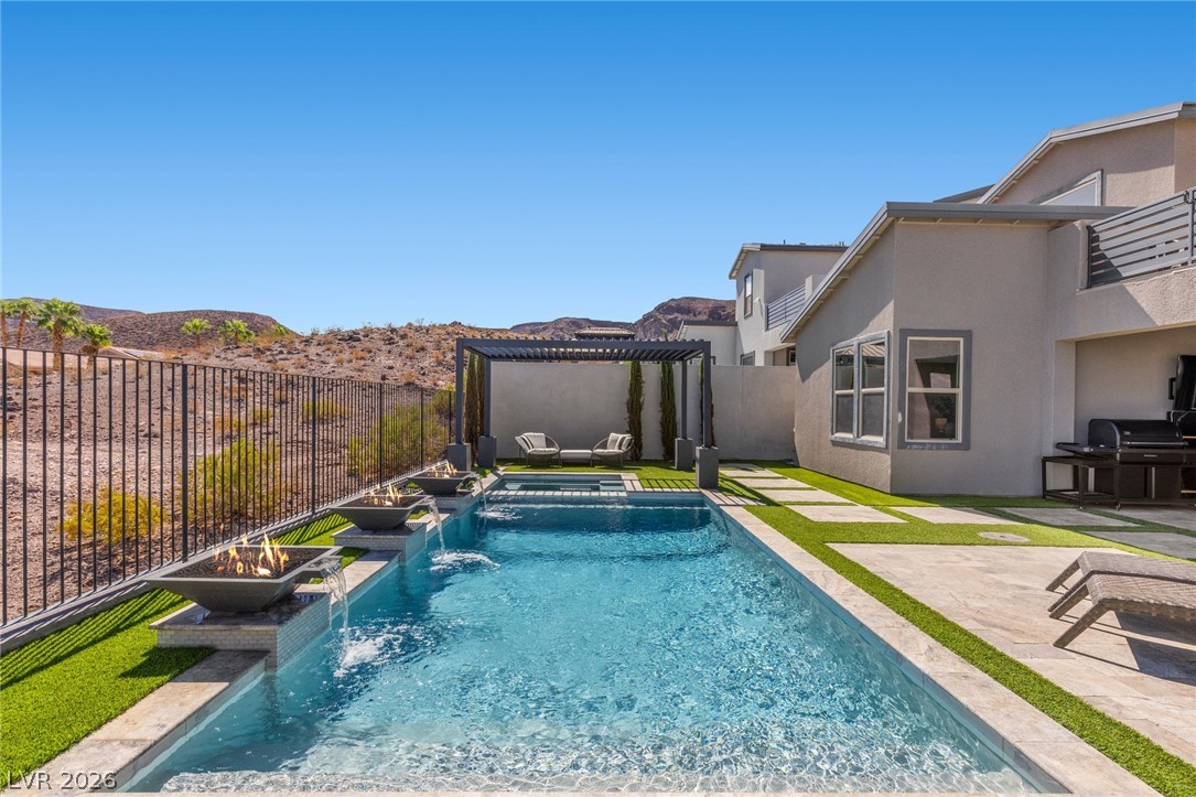 1976 Peaceful Mesa Court