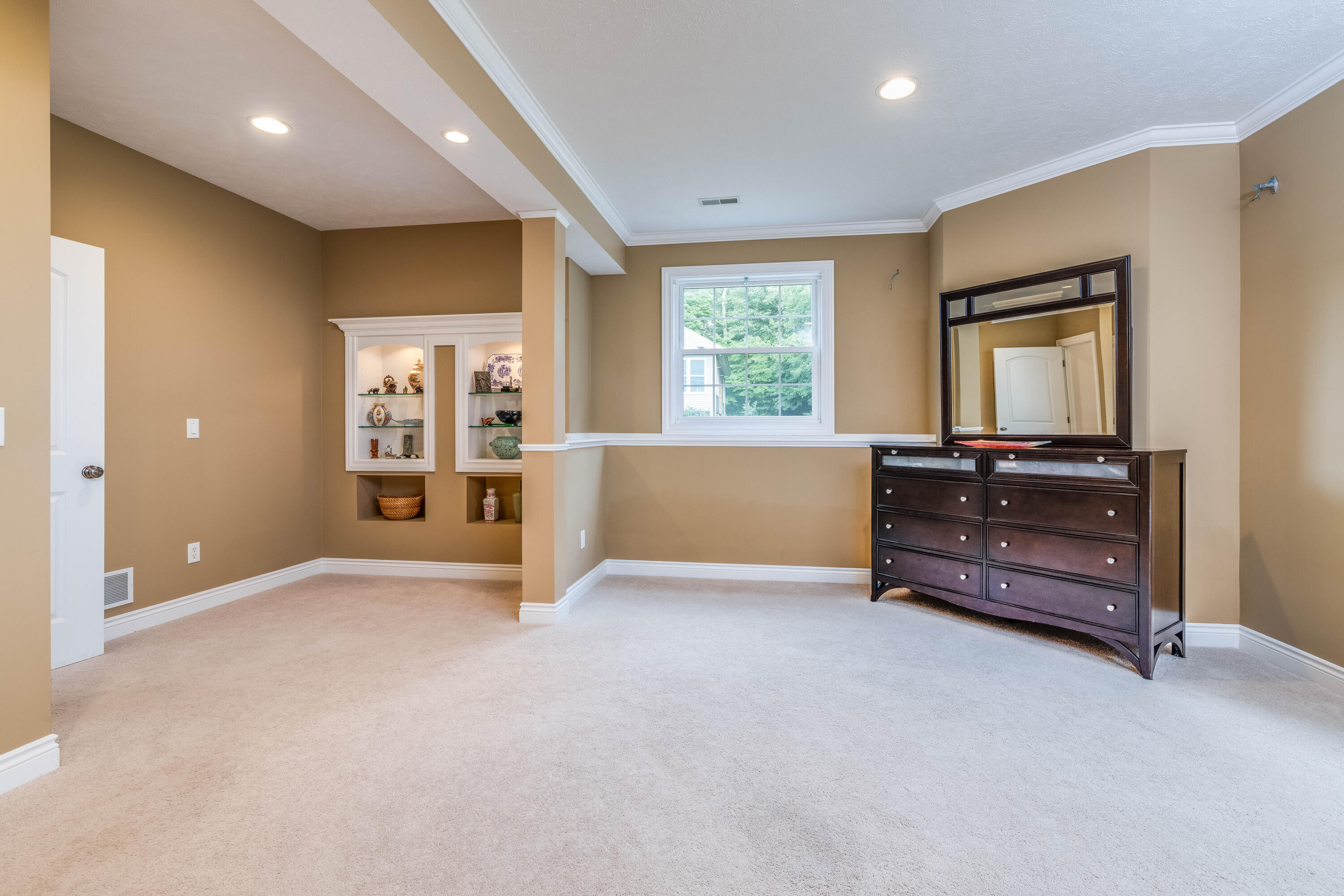 7753 Timberview Avenue