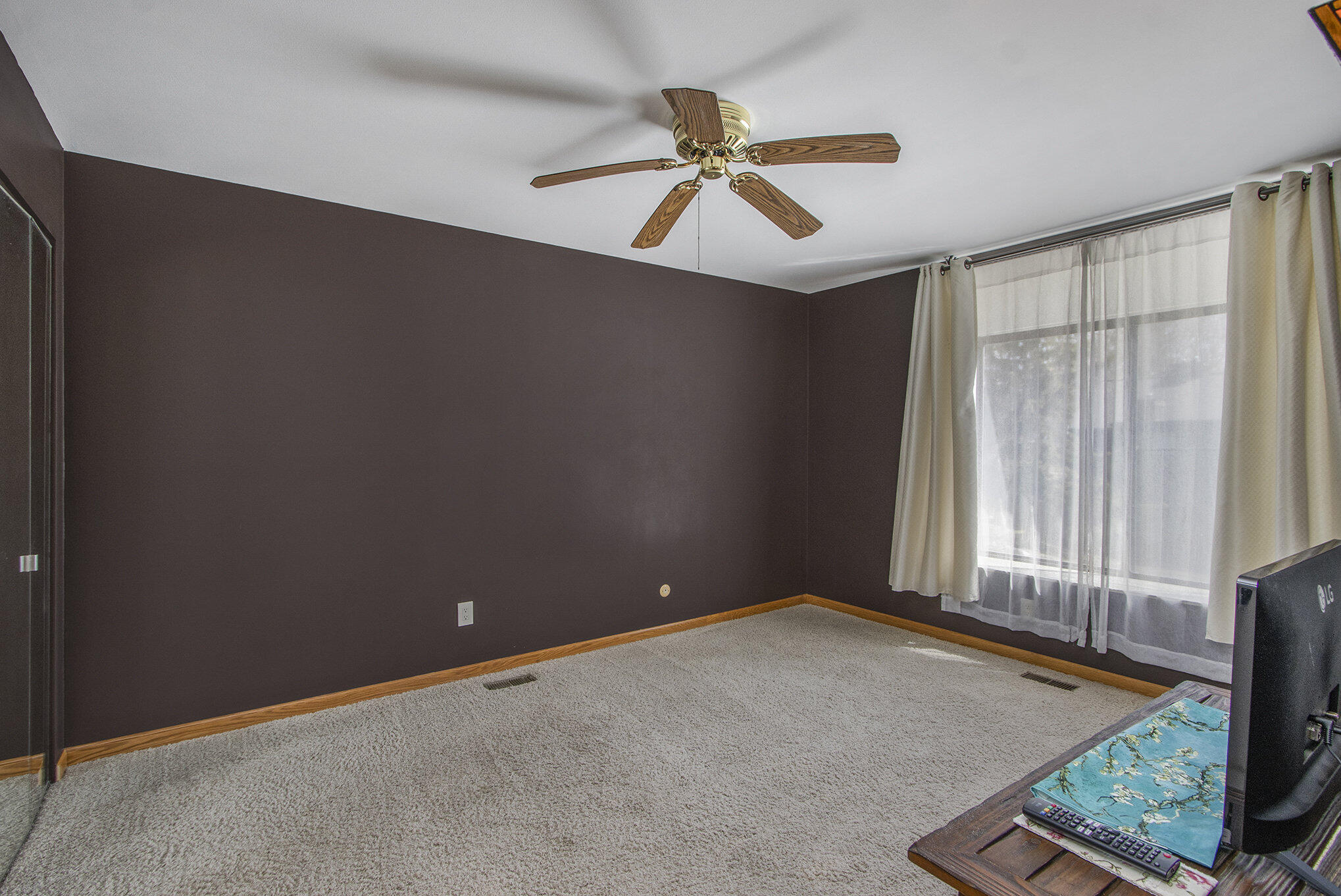 255 Ballantrae Court