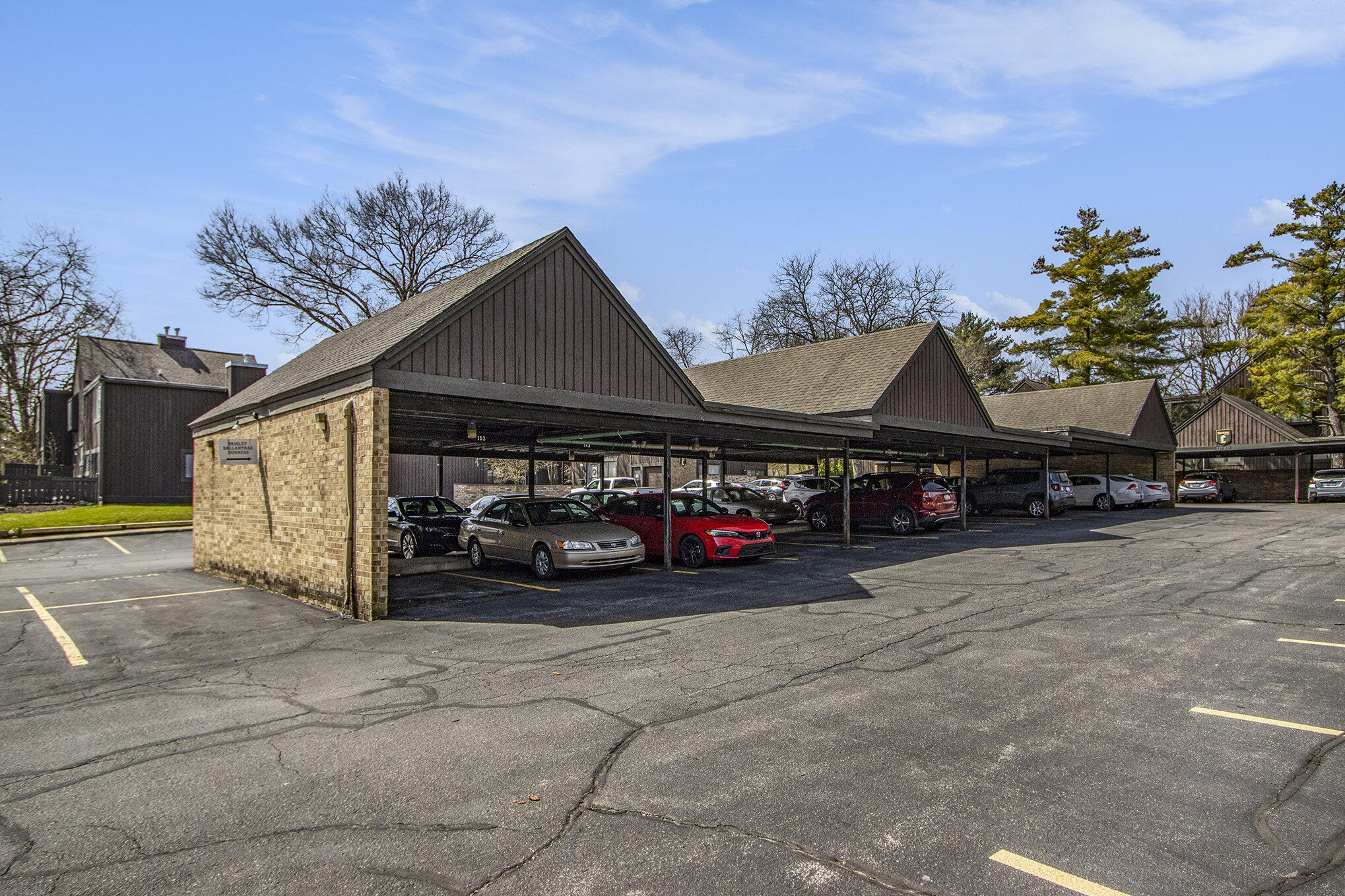 255 Ballantrae Court