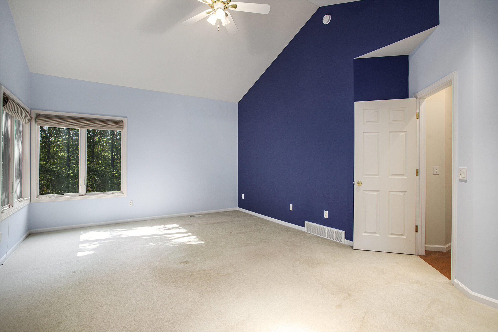 7151 Lakeridge Place