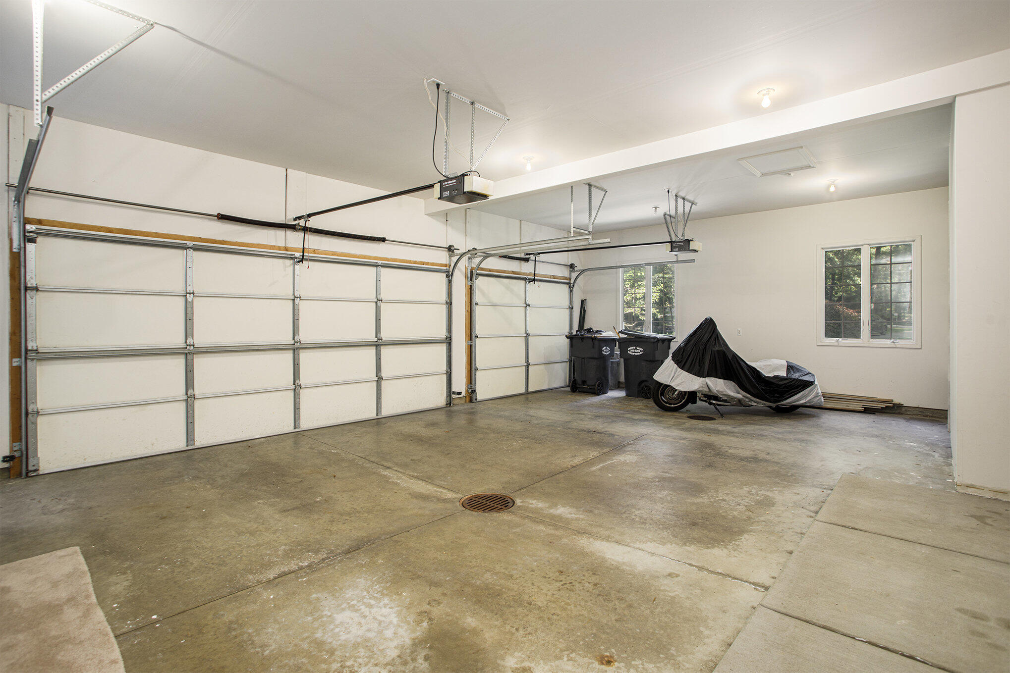 7151 Lakeridge Place