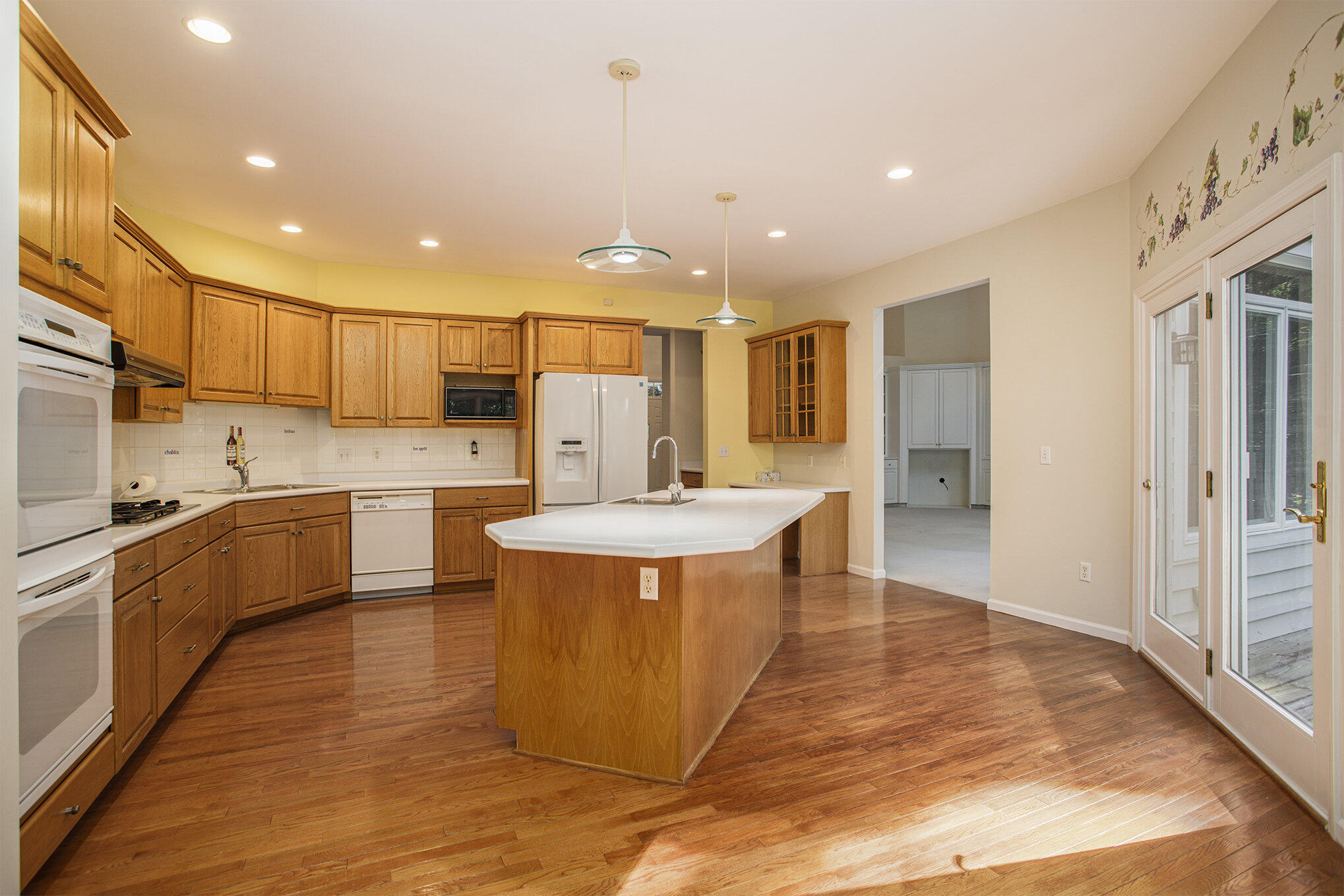 7151 Lakeridge Place