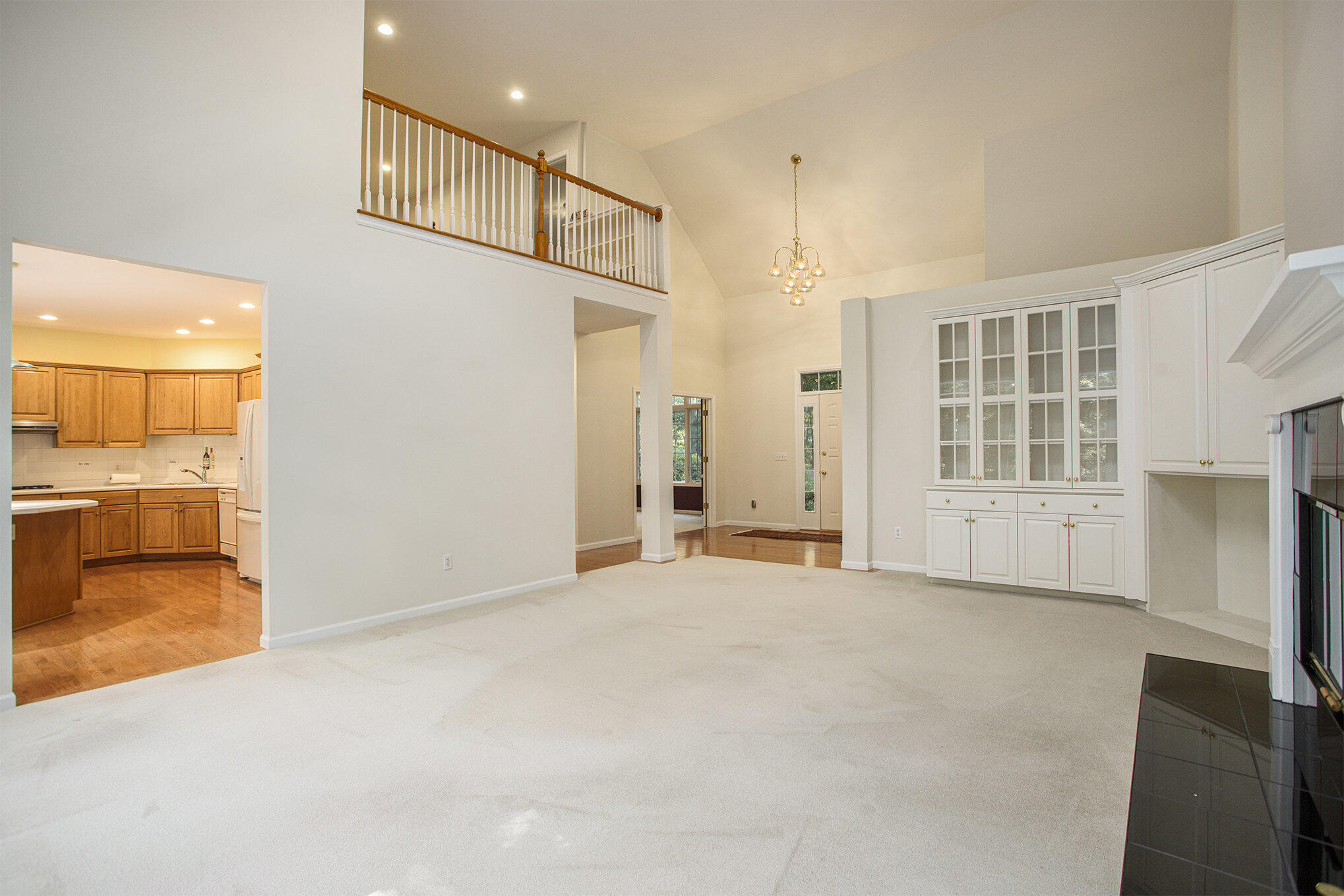 7151 Lakeridge Place