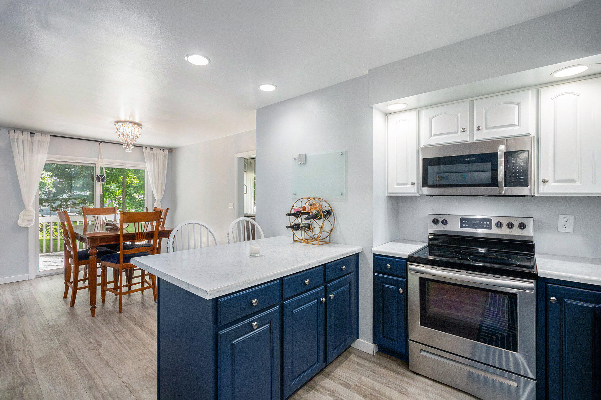 22492 Park Shore Drive